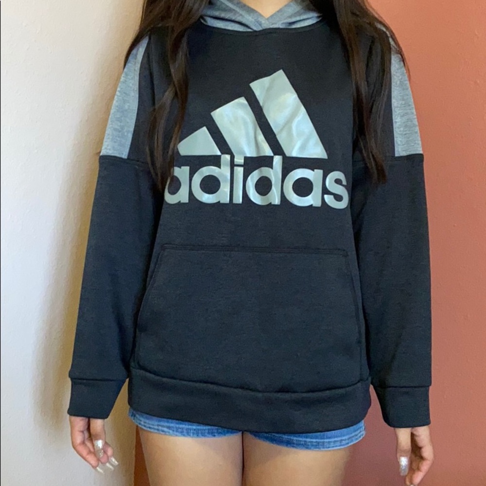 Adidas Sweater